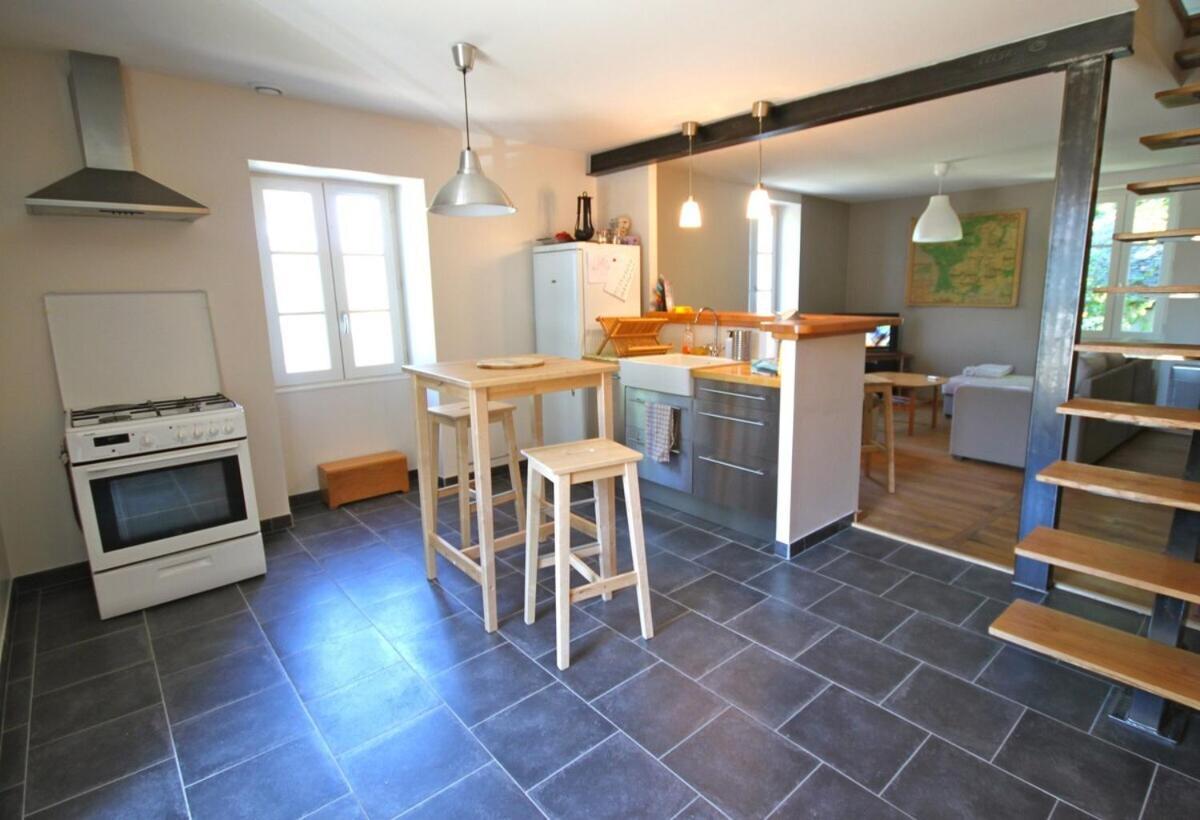 Maison De Vacances A Lissac-Sur-Couze Bagian luar foto