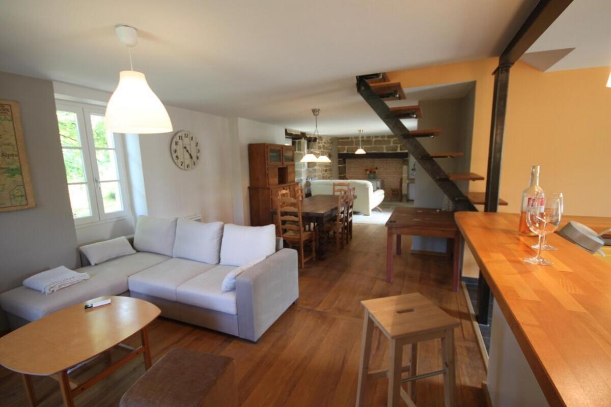 Maison De Vacances A Lissac-Sur-Couze Bagian luar foto